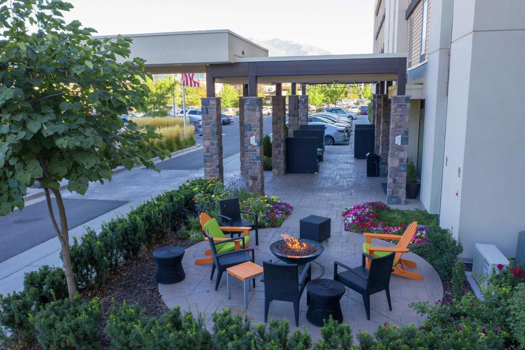 Home2 Suites By Hilton Salt Lake City / Южен Джордан Екстериор снимка